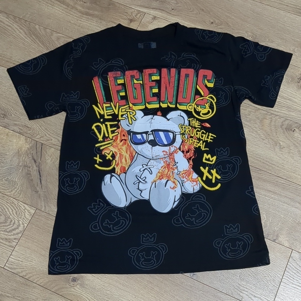 Hustle Bear Legend Men T-shirt Black Size Medium
